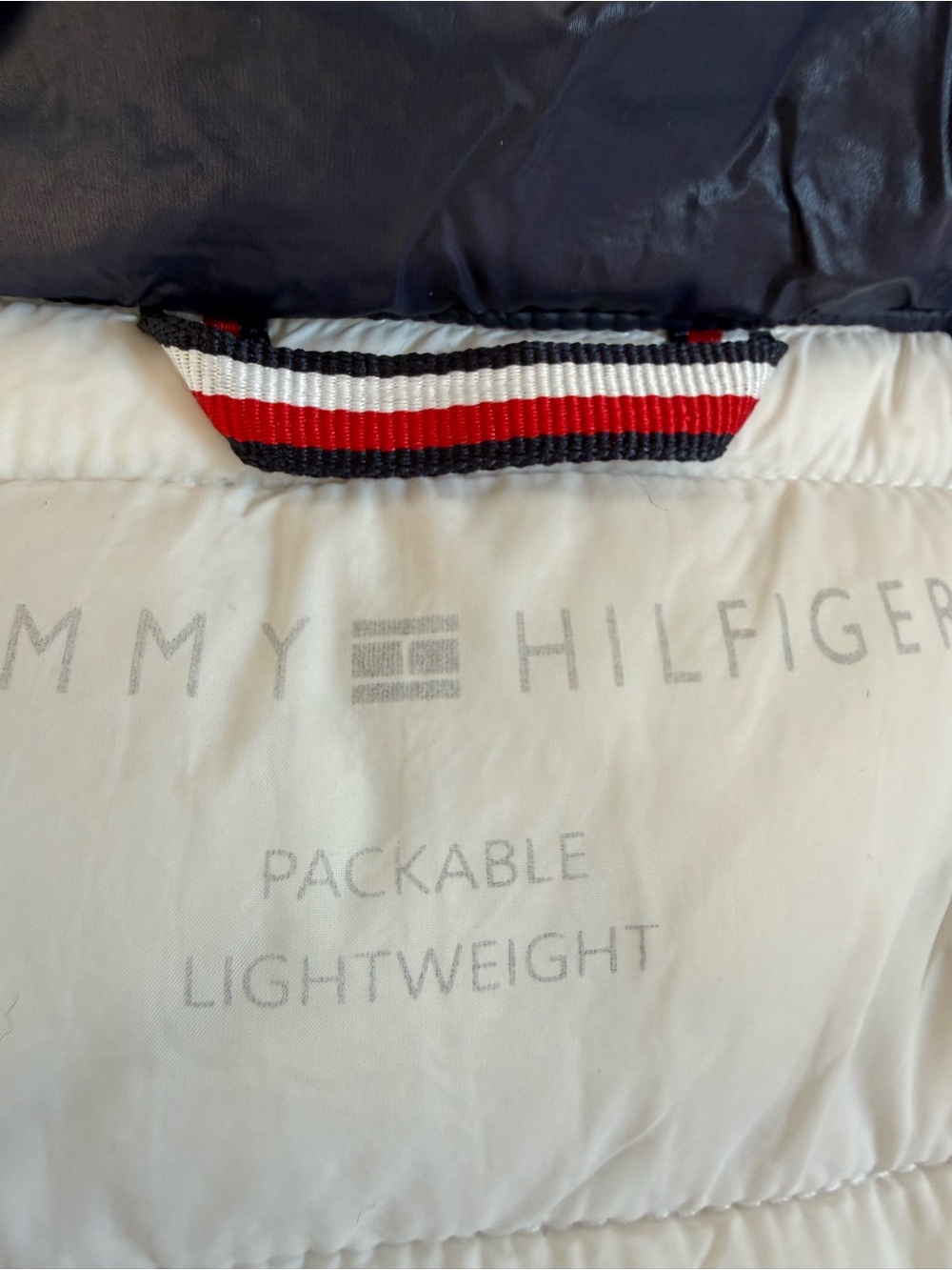 Tommy Hilfiger White Puffer Jacket with Navy Hood & Trim - Picture 5 of 5